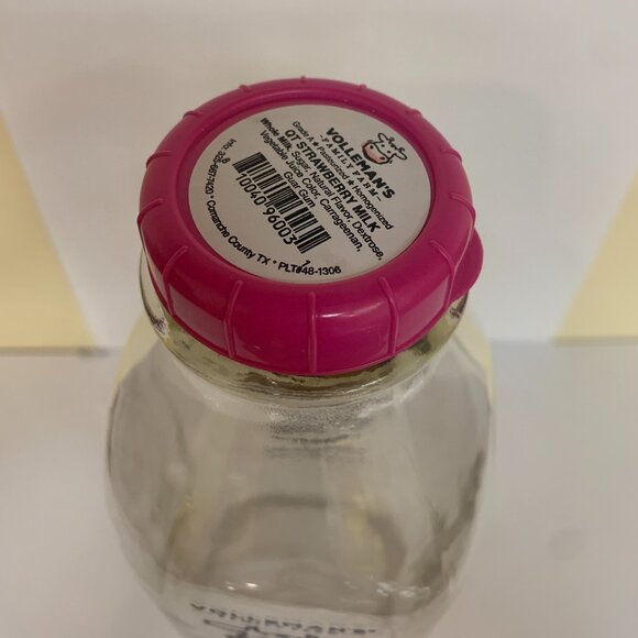 BOTTLE - 32oz VOLLMANS FARMS glass milk bottle LIMITED ED A2A2, TEXAS FFA logo - Picture 3 of 9